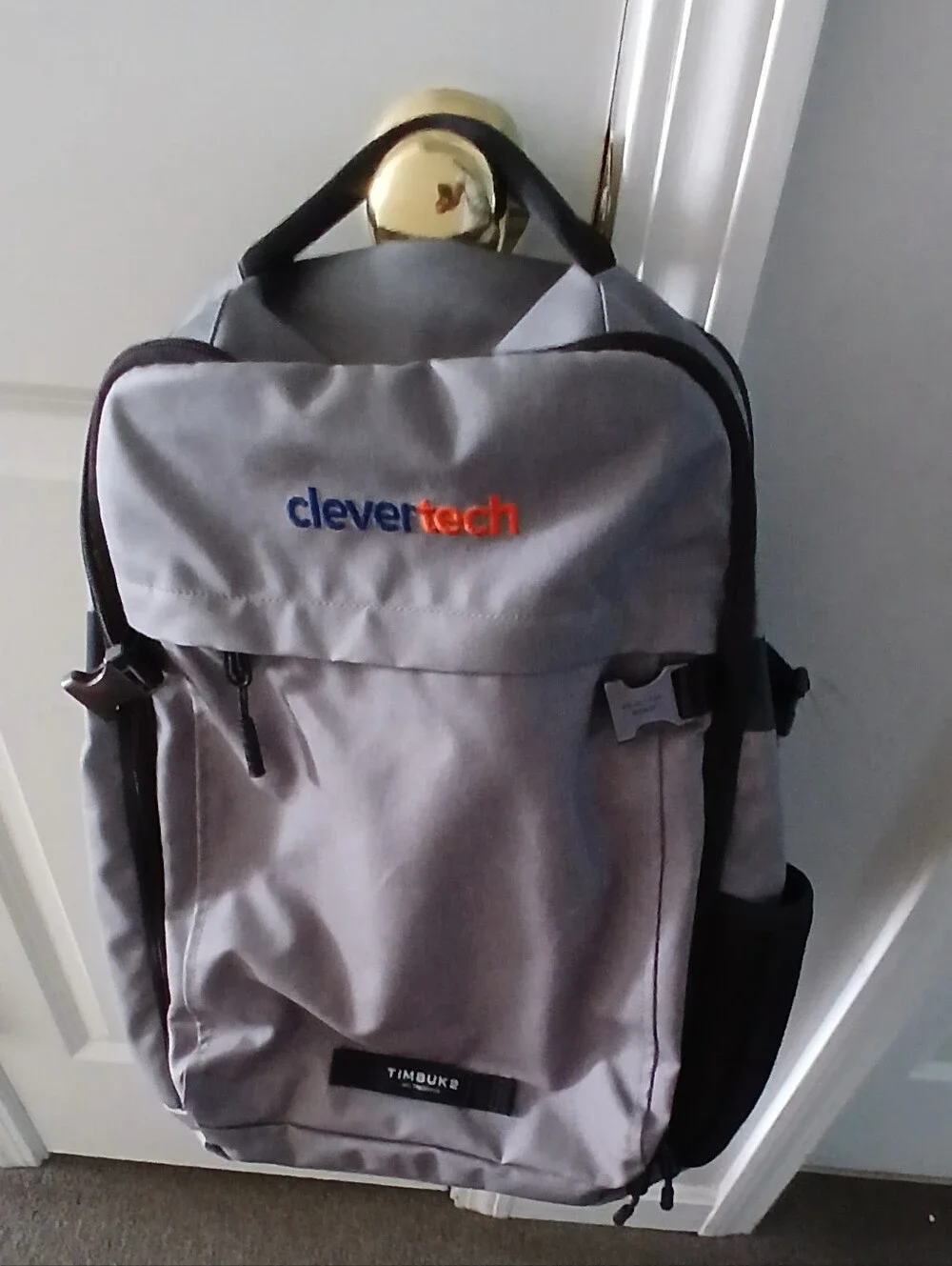 Timbuk2 Light Gray Men's Backpack with Black Accents